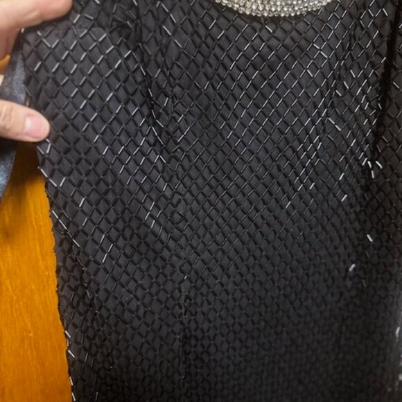 Black Mac Duggal evening gown, size 6 - Picture 3 of 5